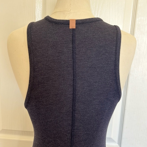 Lunya “restore” fitted dress in deep blue. Xs - Picture 4 of 8